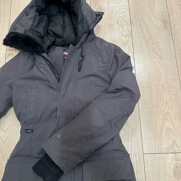 Aritzia TNA Bancroft Parka - Picture 8 of 12